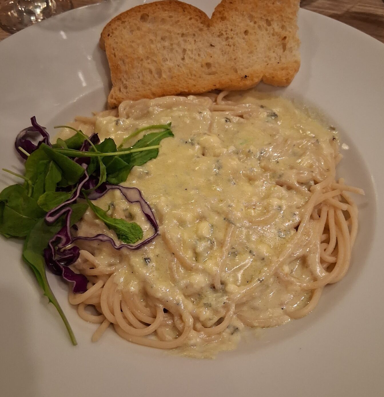 Tallarines Cacio E Pepe