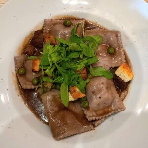 Raviol di Manzo al Jugo