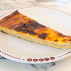 Porción de Faina rellena con jamón