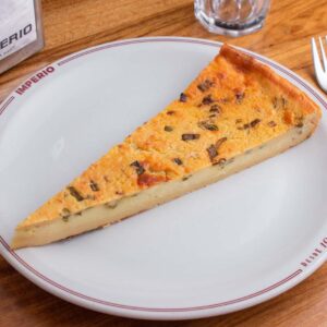 Porción de Faina rellena con verdeo