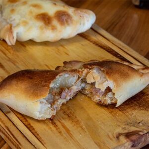 Empanada de Roquefort con jamón