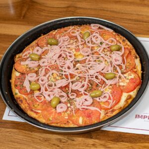 Pizza Gde. Napolitana con jamón