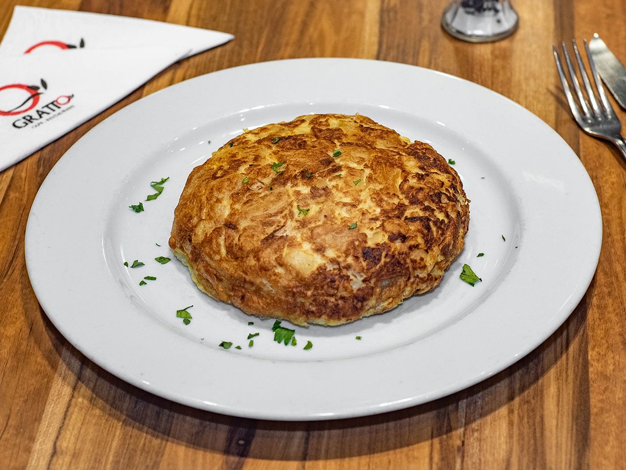 Tortilla de papa y cebolla