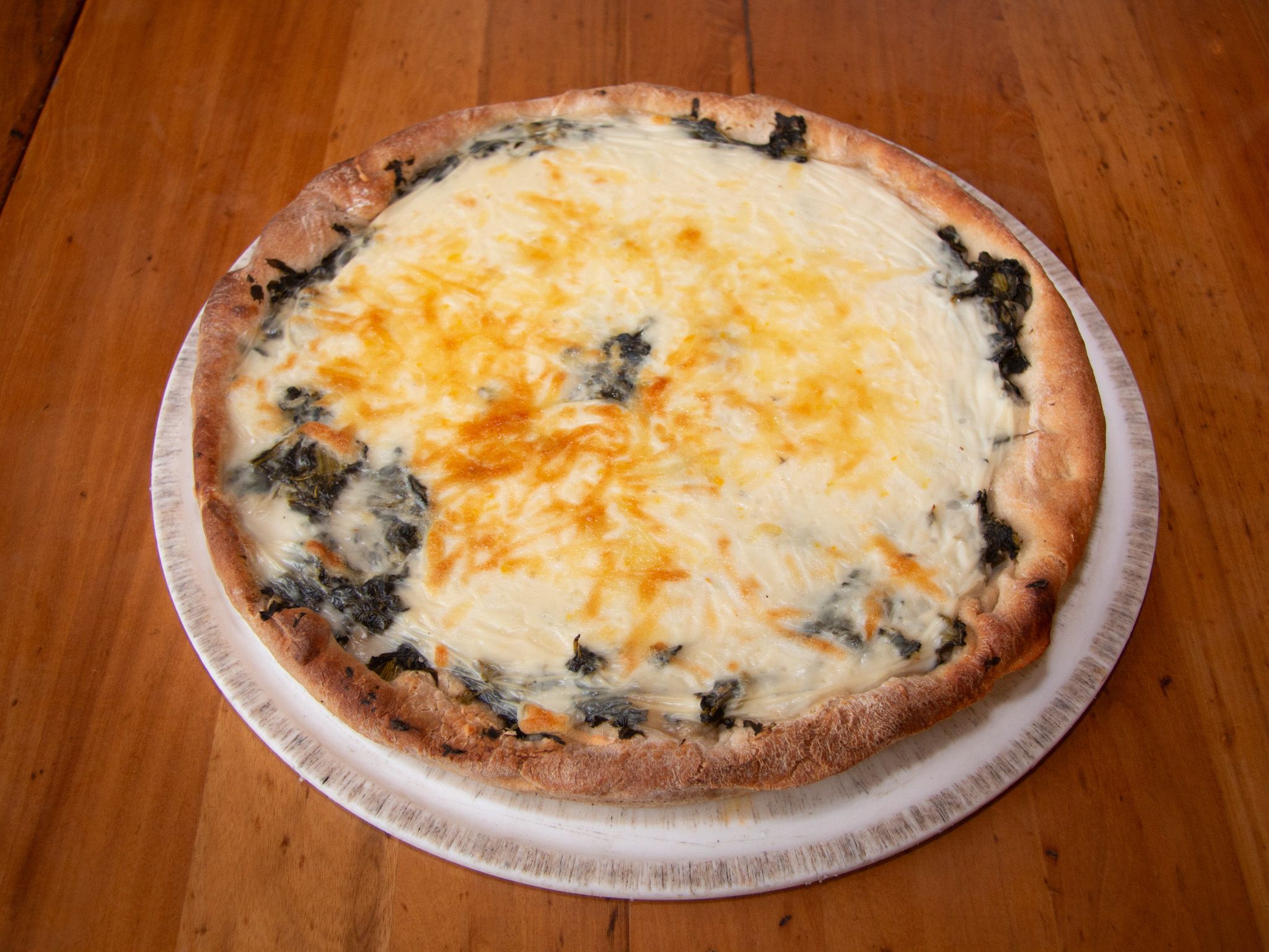Pizza Gde. Verdura con salsa blanca
