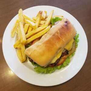 Sandwich Lomo Completo con fritas