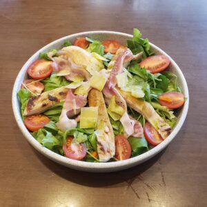 Ensalada Mezclum de pollo