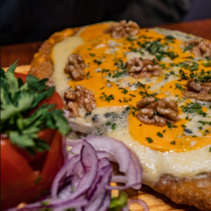 MILANESA QUATTRO FORMAGGI con guarnición